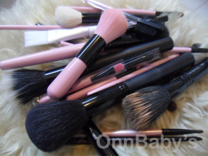 mac makeup brush cleaner